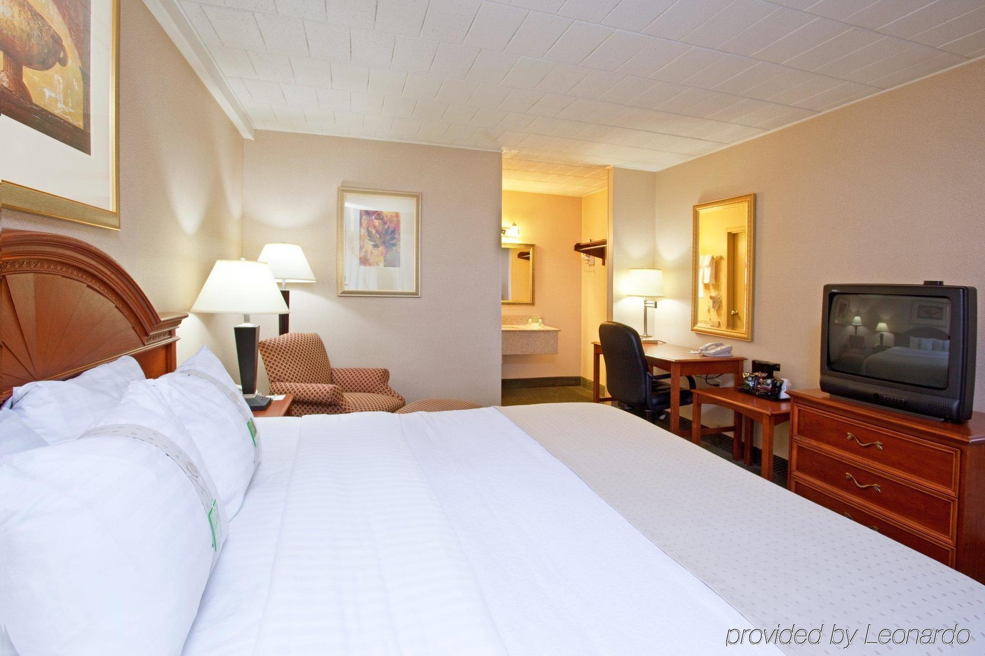 Ramada By Wyndham Indiana Quarto foto